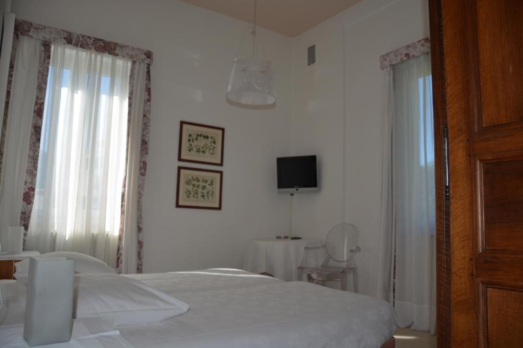 Hotel Villa Selva Lugano Camera foto