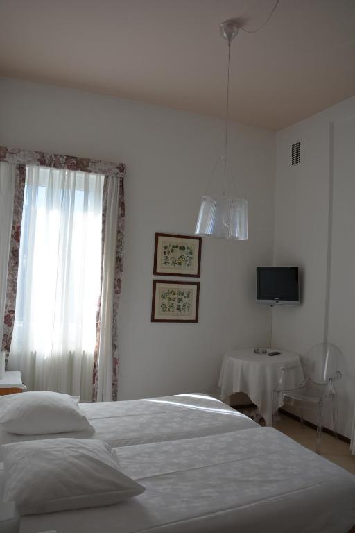 Hotel Villa Selva Lugano Esterno foto